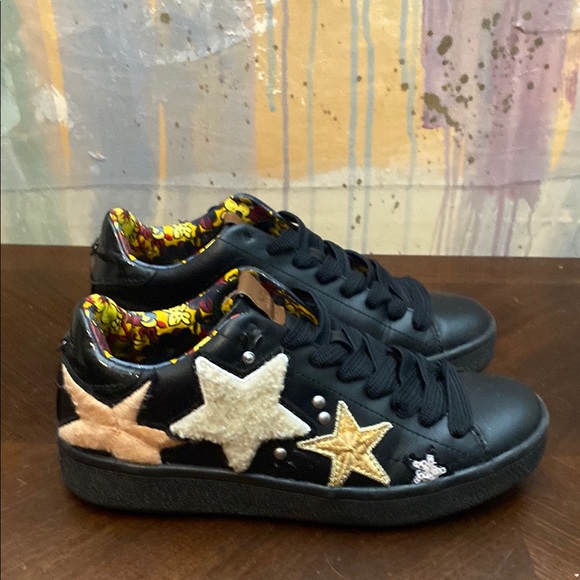 Coach Women’s Sky Patch Leather Lace up Sneakers - Picture 1 of 6